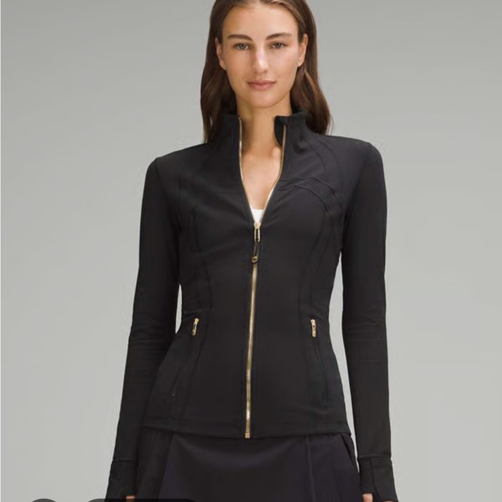 NWOT Lululemon Define Black/Gold Jacket Nulu Fabric size 6